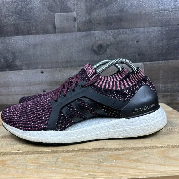 adidas gazelle silver green womens adidas ULTRABOOST 21 Running Shoes | Grey Three main image 1